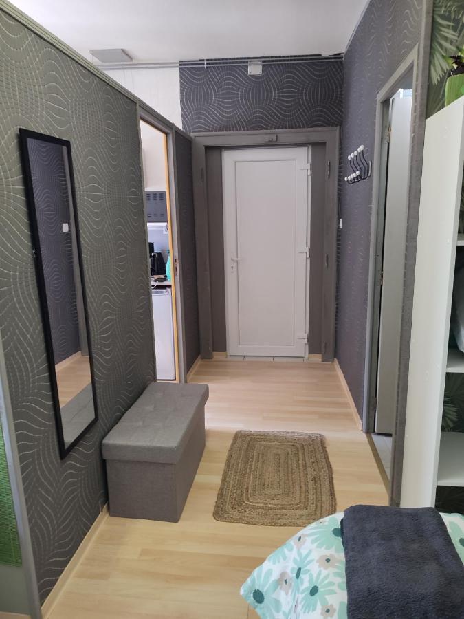 Studio Independant Acces Direct Autonome. Le Cateau-Cambresis Εξωτερικό φωτογραφία
